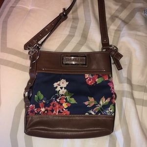 Floral and leather cross body purse!!